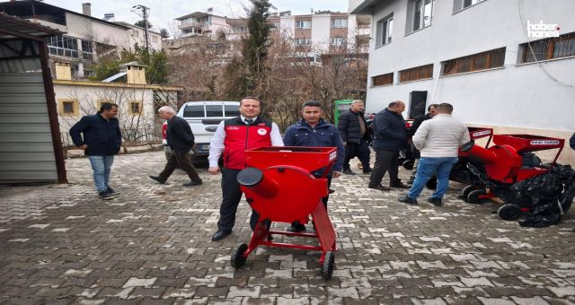 Kahramanmaraş'ta 20 Çiftçiye Yem Kırma Makinesi Desteği!