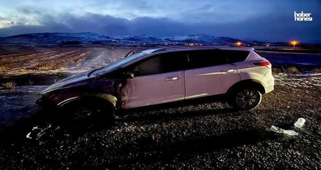 Kahramanmaraş'ta Motor Bölümünde Yangın Çıkan Araç Küle Döndü!