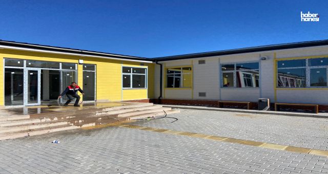Kahramanmaraş'ta Okullar Yenilendi, Öğrenciler İçin Kapılar Açılıyor!