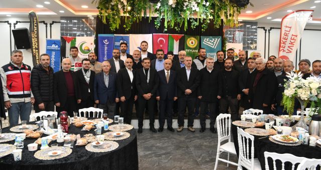 Kahramanmaraş’ta Gazze’ye Destek İçin İftar Sofraları Kuruldu