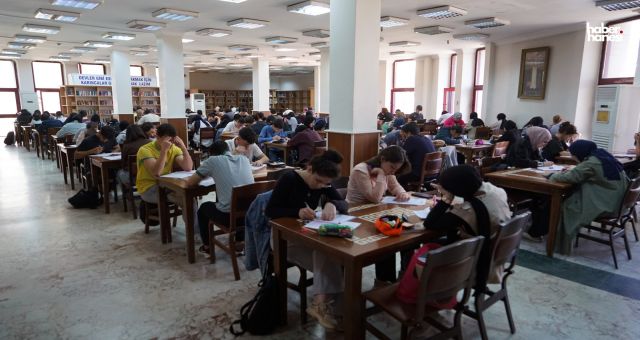 Kahramanmaraş’ta YKS’ye Hazırlanan Gençlere Ücretsiz Deneme Sınavı Fırsatı