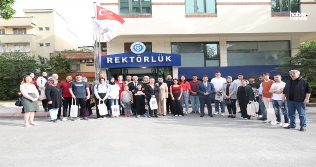 Kahramanmaraş İstiklal Üniversitesi’nden 23 Nisan’a Özel Kitap Bağışı