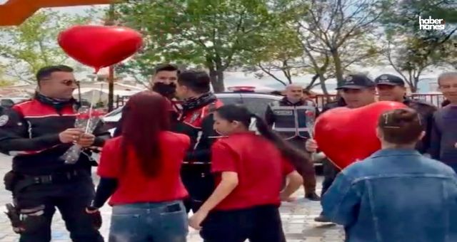 Kahramanmaraş’ta Öğrencilerden Polise Sürpriz