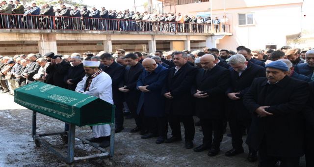 Tekir Mahallesi'nde Acı Gün: Başkan Görgel Cenazeye Katıldı