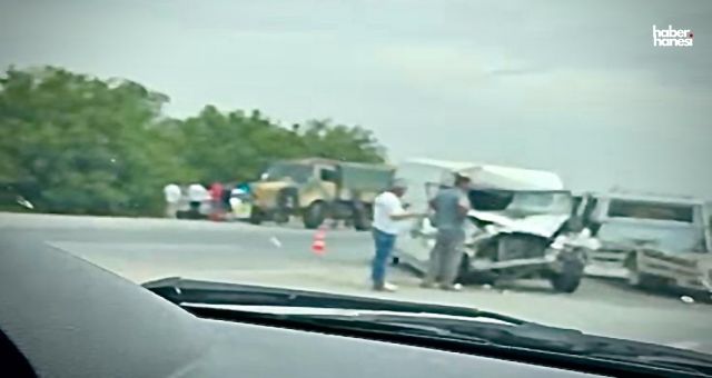 Kahramanmaraş’ta Askeri Araç ile Minibüs Kaza Yaptı: 3 Yaralı