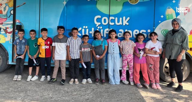 Kahramanmaraş Büyükşehir’in Kütüphane Otobüsü Umudu Kırsala Taşıdı