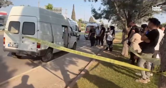 Kahramanmaraş’ta Park Halindeki Minibüsten Erkek Cesedi Çıktı