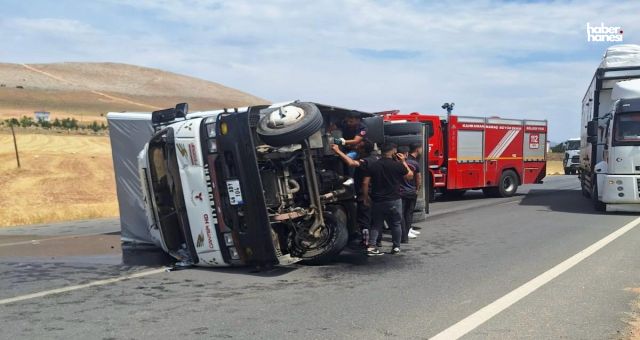 Kahramanmaraş Afşin’de Kamyonet Yan Yattı: 2 Kişi Yaralandı