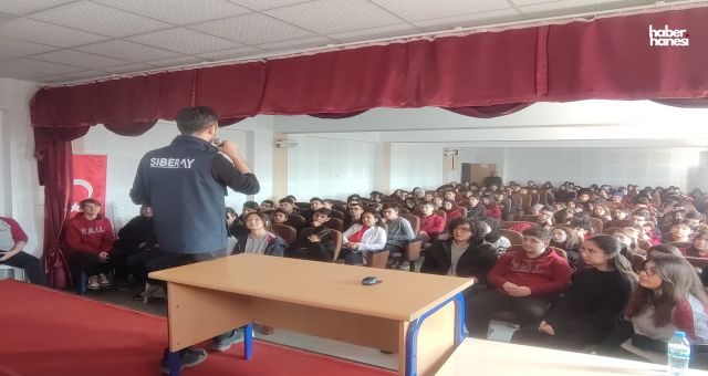 Kahramanmaraş’ta Binlerce Öğrenci Siber Tehlikelere Karşı Bilinçlendirildi