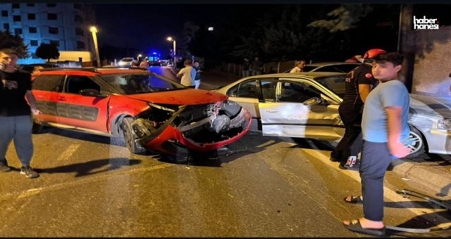Kahramanmaraş’ta Kaza Paniği: Sürücü Araçta Sıkıştı