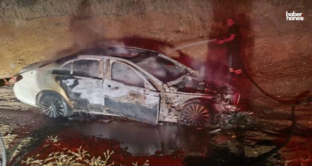 Kahramanmaraş'ta Seyir Halindeki Otomobil Alev Topuna Döndü