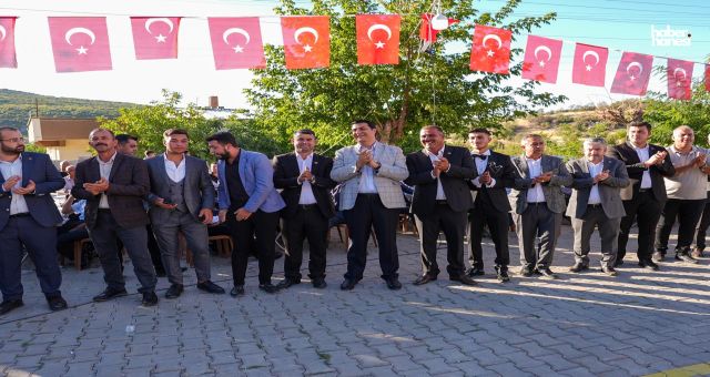 Başkan Umut Yılmaz Altınova ve Acaroba’da Vatandaşlarla Buluştu