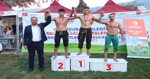 Kahramanmaraş’ta Güreş Şöleni: Binlerce Kişi Er Meydanını Doldurdu