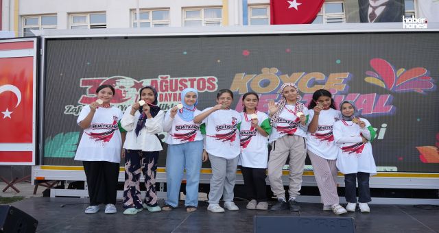 Şehitkamil’de Köyce Festivali Binlerce Kişiye Unutulmaz Anlar Yaşattı