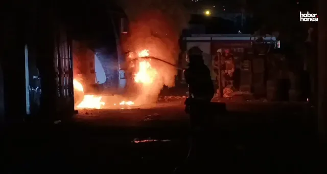 Kahramanmaraş’ta Otobüs Yandı: Yakında Şüpheli Düzeneğe Rastlandı