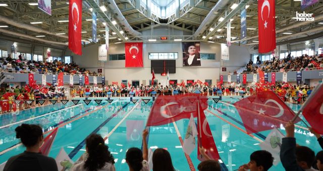 Şehitkamil’de 14. Geleneksel Cumhuriyet Kupası Yüzme Yarışları Tamamlandı