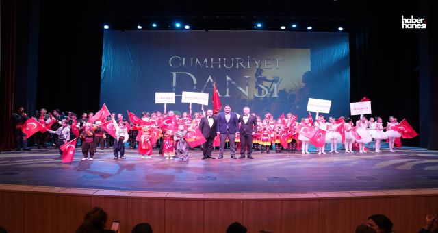 Şehitkamil’de Cumhuriyet Coşkusu Dansla Taçlandı