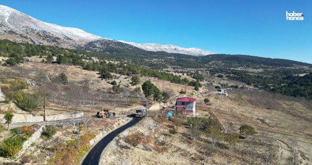 Kabasakal’da Yol Konforu Artıyor: Sathi Kaplama Çalışmaları Tam Gaz Devam Ediyor