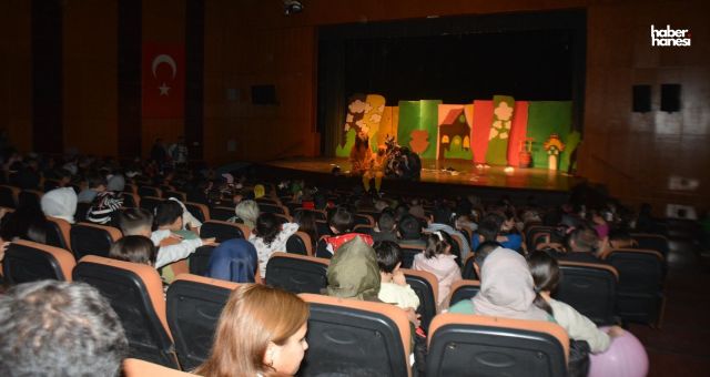 Kahramanmaraş’ta Çocuklara Çevre Bilinci Aşılayan Tiyatroya Yoğun İlgi