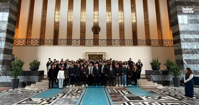 Başkan Umut Yılmaz, “Ankara Çıkarması” Projesiyle Gençleri Başkentte Ağırladı