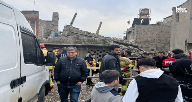Kahramanmaraş’ta Metruk Bina Yerle Bir Oldu!