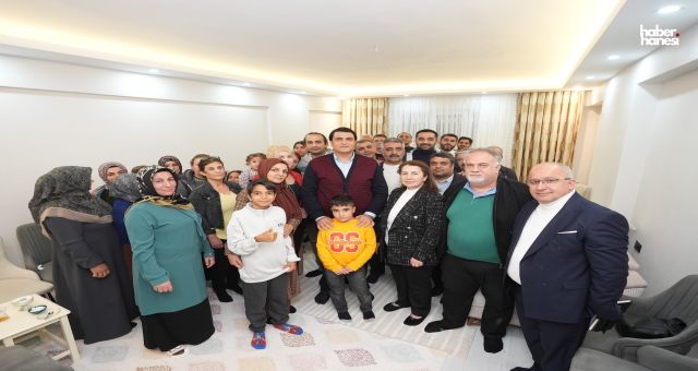 Şehitkamil’de Üç Mahallede Ev Ziyaretleri: Talepler Yerinde Dinlendi