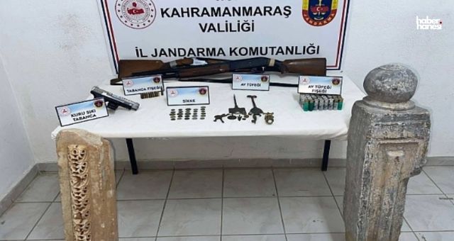 Afşin’de Tarihi Eser Operasyonu: Evden Mermer Sütun ve Antik Objeler Çıktı