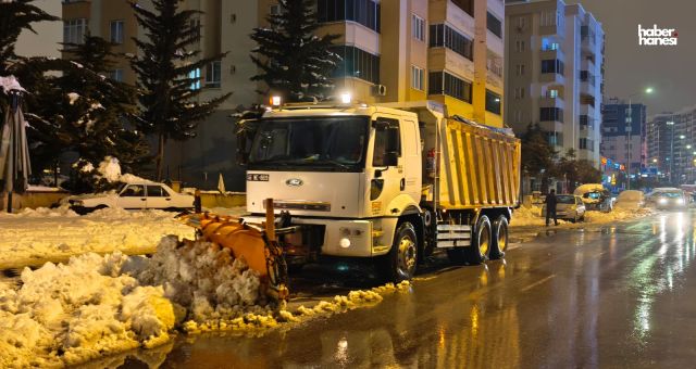 Kahramanmaraş Büyükşehir Kar ve Buzlanmaya Geçit Vermiyor