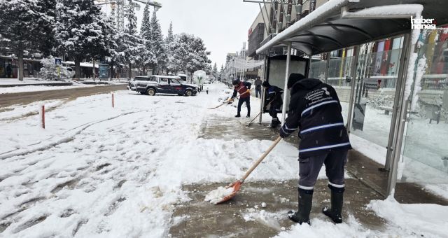 Kahramanmaraş Büyükşehir Karla Mücadelede Seferber Oldu; 2 Bin 287 Talebe Anında Müdahale