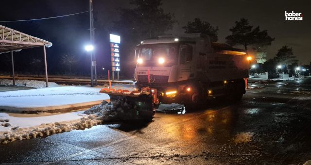 Kahramanmaraş Büyükşehir’den Karla Mücadele Seferberliği: Ekipler Gece Gündüz Sahada