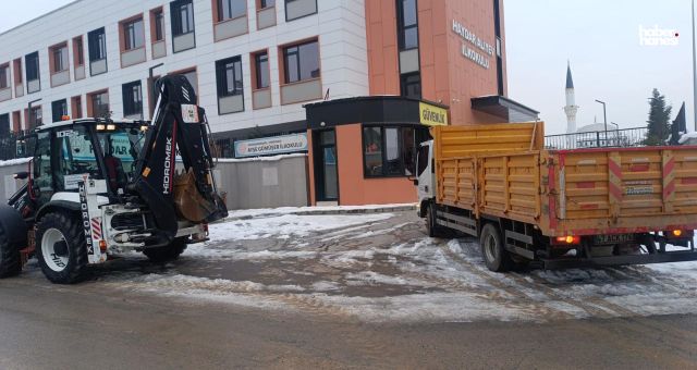 Kahramanmaraş Büyükşehir’den Okul Çevrelerinde Yoğun Kış Mesaisi