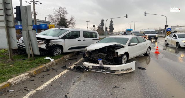 Kahramanmaraş'ta Feci Kaza: Çarpışma Sonrası 5 Kişi Yaralandı