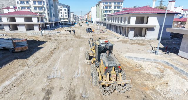 Kahramanmaraş Elbistan’da Hacı Esat Efendi Caddesi Büyükşehir’le Yenileniyor