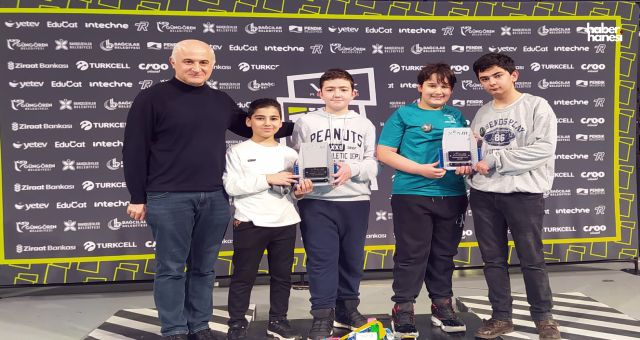 SANKO Okulları VEX IQ Türkiye Finallerinde Çifte Gurur: Birincilik ve Üçüncülük