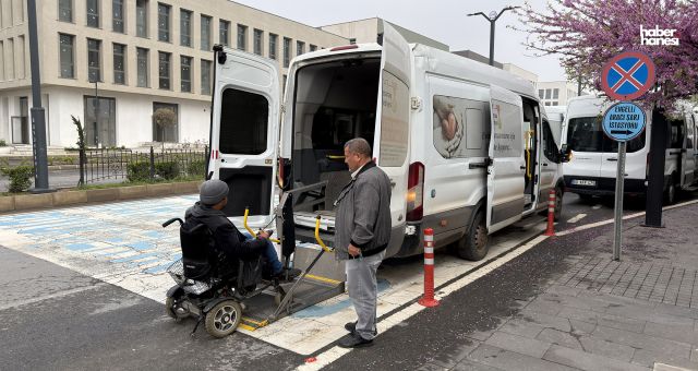 Kahramanmaraş Büyükşehir, Sınav Günü de Özel Gereksinimli Vatandaşları Yalnız Bırakmadı