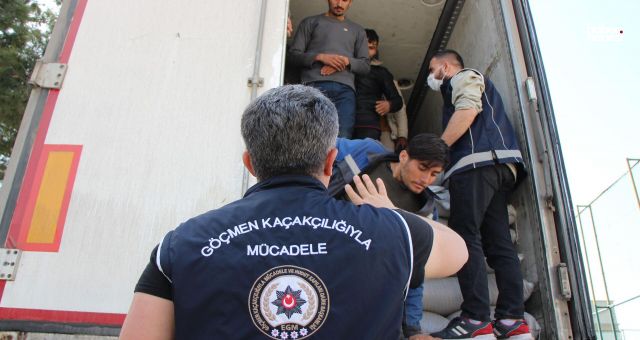 Kahramanmaraş’ta Jandarma Harekete Geçti: 18 Kaçak Göçmen Yakalandı