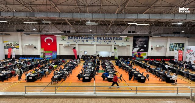 Şehitkamil’de 250 Sporcunun Katıldığı Satranç Turnuvası Tamamlandı