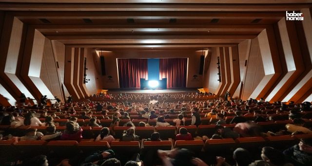 Şehitkamil’de Çocuk Tiyatrosu Günleri Coşkusu Sürüyor