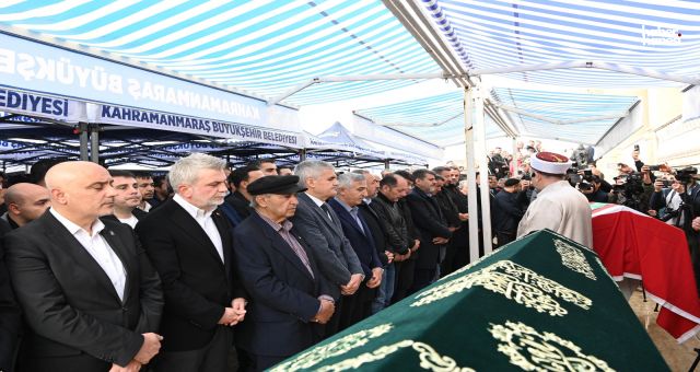 Başkan Fırat Görgel, Almina Ağaoğlu’nun Cenaze Törenine Katıldı