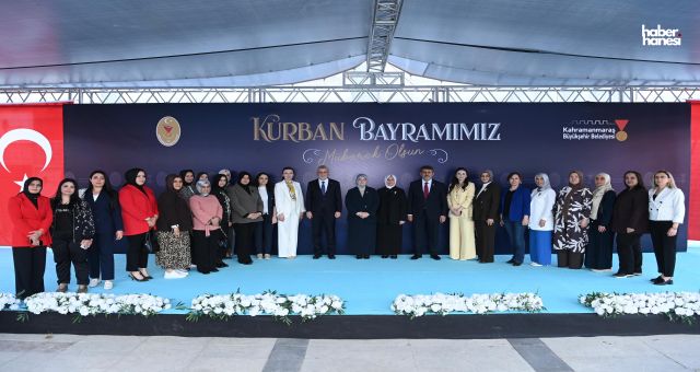 Kahramanmaraş’ta Geleneksel Bayramlaşma Törenine Yoğun Katılım