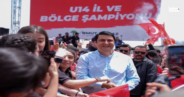 Şehitkamil’de 19 Mayıs Coşkusu Touche Konseriyle Zirveye Çıktı