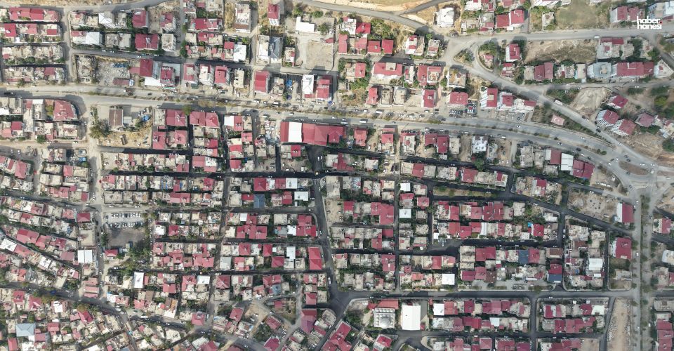 Kahramanmaraş Büyükşehir’den Dulkadiroğlu Şeyh Şamil Mahallesi’nde Kesintisiz Asfalt Mesaisi