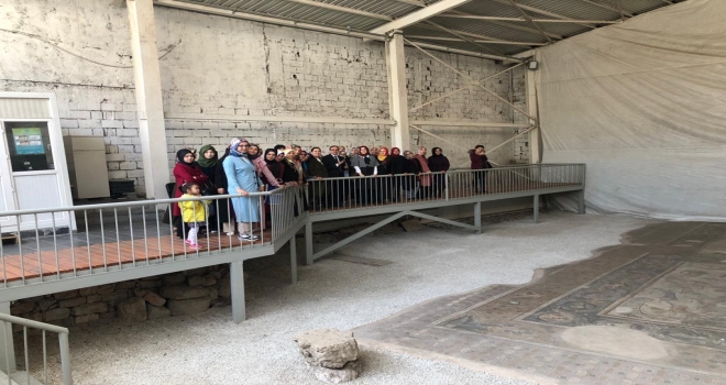BÜYÜKŞEHİR’DEN SANATSAL MOZAİK KURSU
