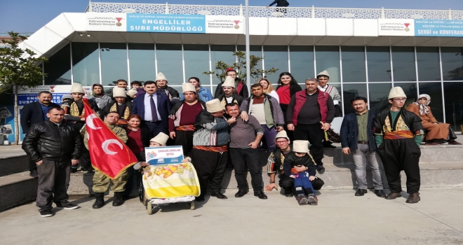 ENGELSİZ GÖNÜLLER ÇETESİNDEN KURTULUŞ COŞKUSU