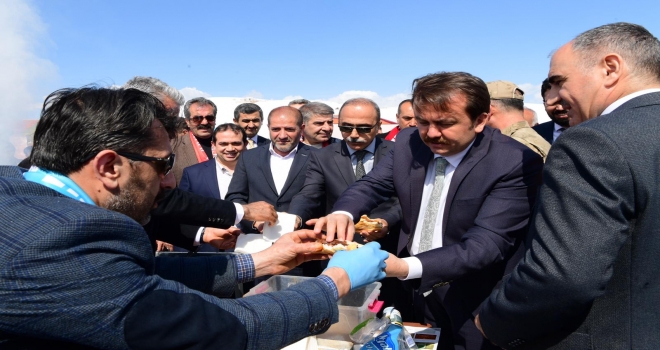 KAHRAMANMARAŞ 1. İRİŞKİT FESTİVALİ YAPILDI