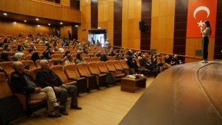 Yazar Kangal; “Çocukların Rol Modeli Ebeveynleridir”