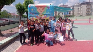 Gezici Kütüphane Ilıca İlkokulu Öğrencilerinin Misafiri Oldu