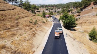 Ali Kayası Cam Teras ve Turizm Tesisleri’nin Yolu Asfaltlanıyor