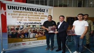 Deprem şehitleri voleybol turnuvası ile anıldı