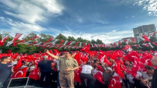 Şehitkamil'de Coşkulu 19 Mayıs Kutlaması: 'Bayraklı Büyük Yürüyüş'